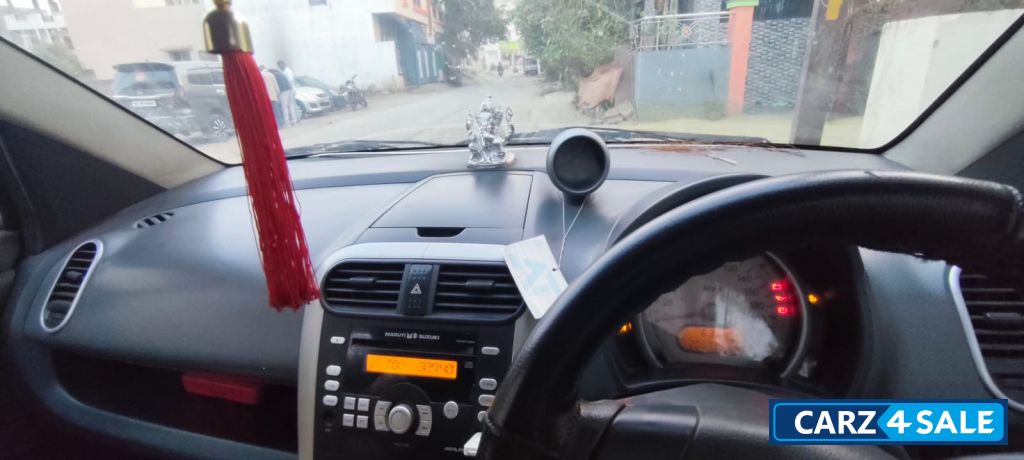 Saloon Maruti Suzuki Ritz VDIBSIV