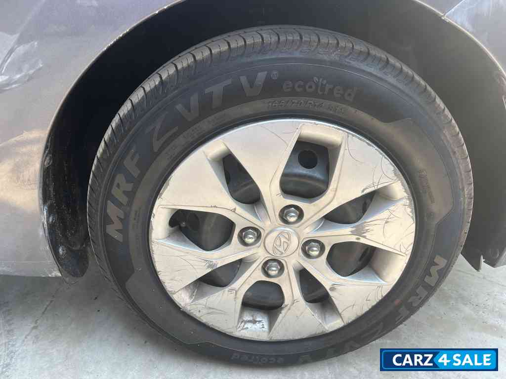 Ash Hyundai Xcent XCENT-VTVT E PLUS Ash Hyundai Xcent XCENT-VTVT E PLUS
