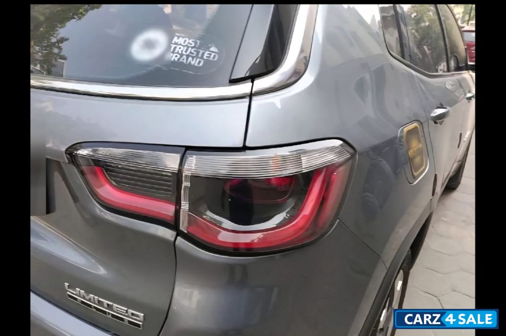 Magnesio Grey Jeep Compass Limited Plus 4x4 AT