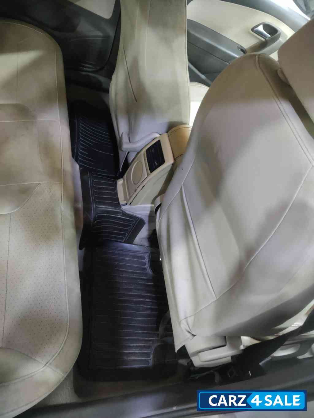 Volkswagen Vento 1.6 highline petrol