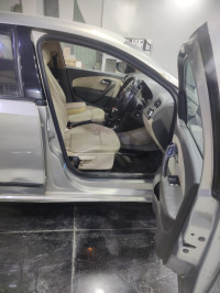 Volkswagen Vento 1.6 highline petrol