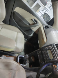 Volkswagen Vento 1.6 highline petrol