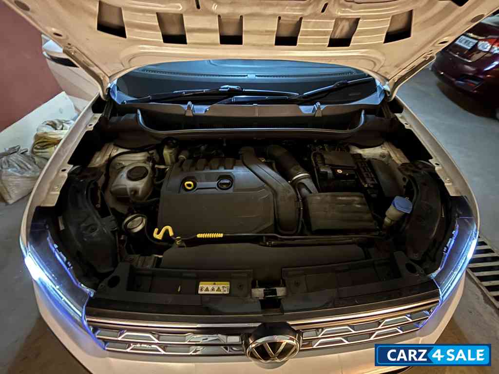 White Volkswagen Taigun GT Plus DSG