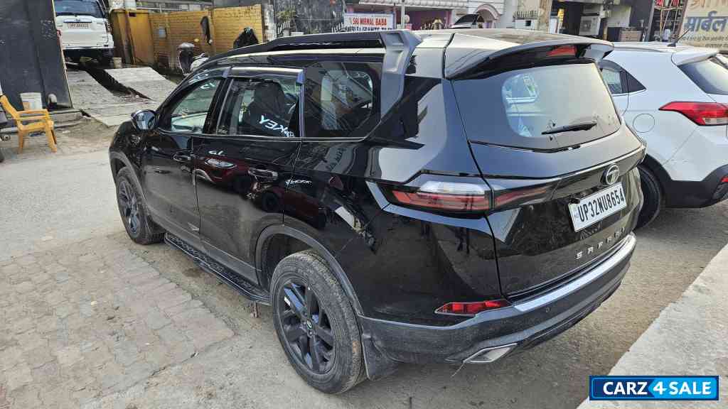 Tata Safari XT+ DARK 2023