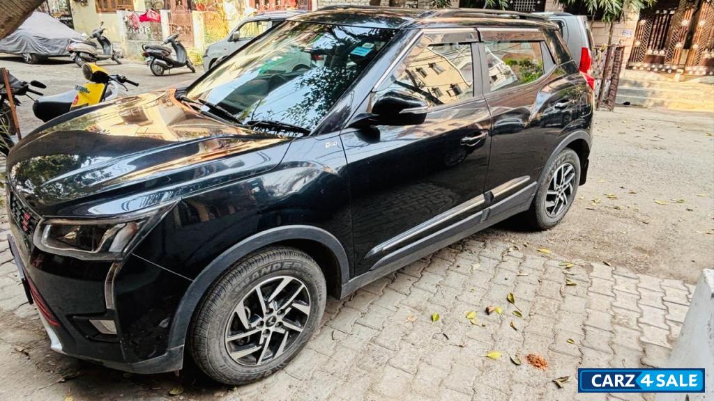 Mahindra XUV300 TGDI turbosport