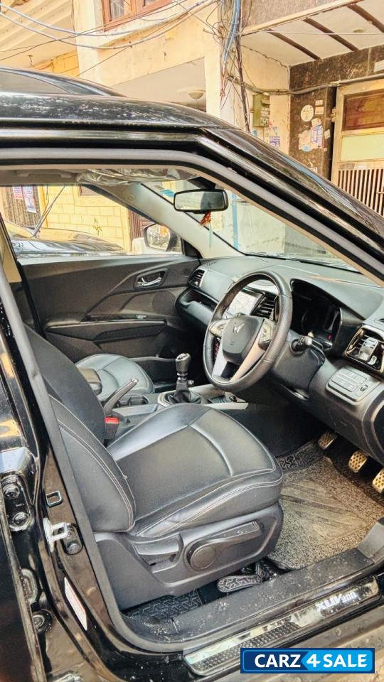 Mahindra XUV300 TGDI turbosport