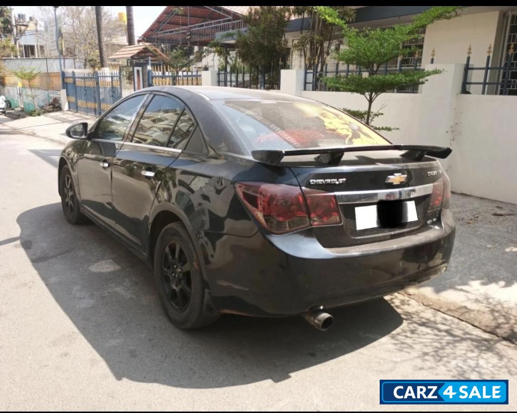 Black Chevrolet Cruze Ltz AT Black Chevrolet Cruze Ltz AT