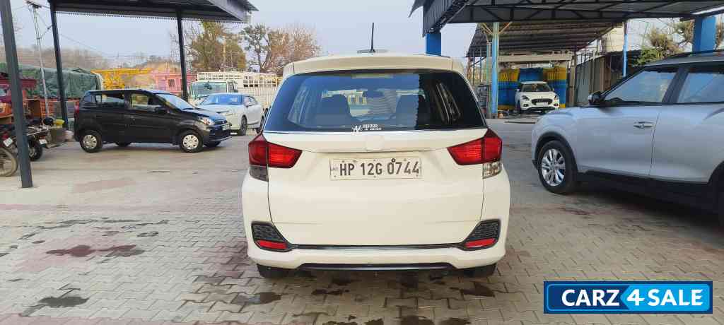 White Honda Mobilio