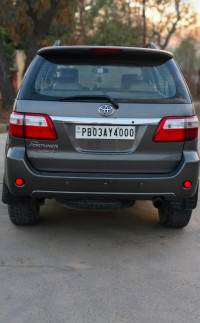Toyota Fortuner 4*4 2010 Model