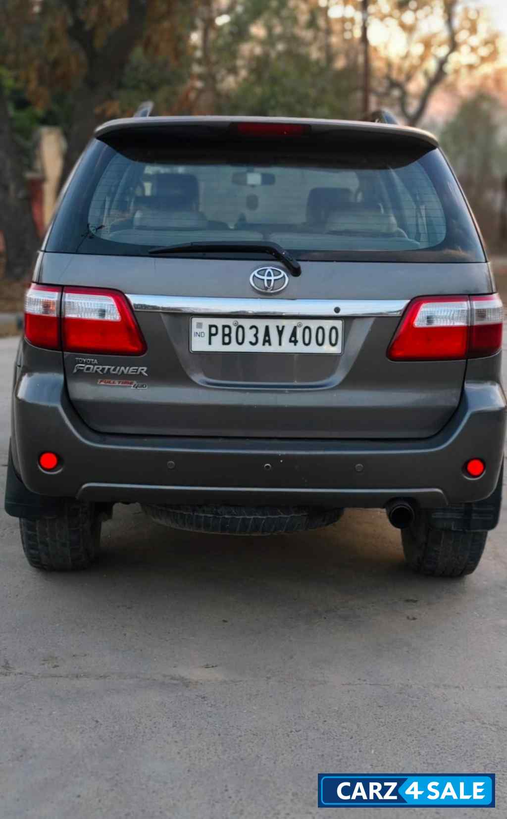 Toyota Fortuner 4*4