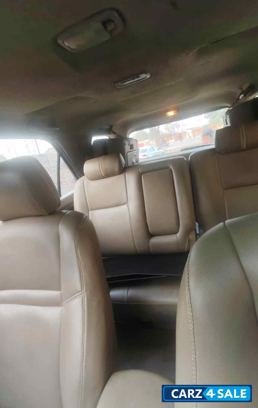 Toyota Fortuner 4*4
