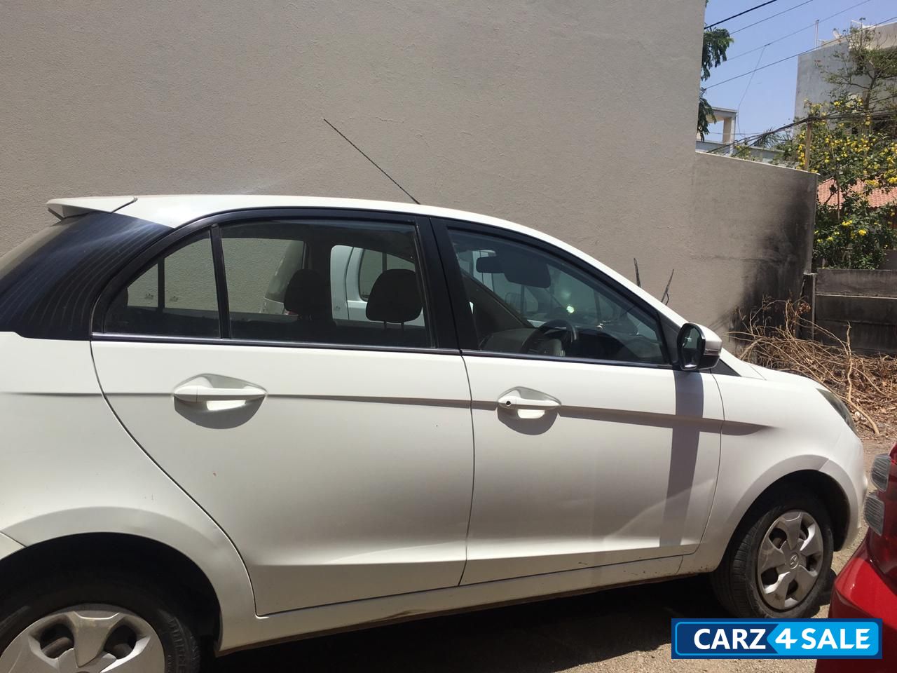 Tata  Bolt revotron xm