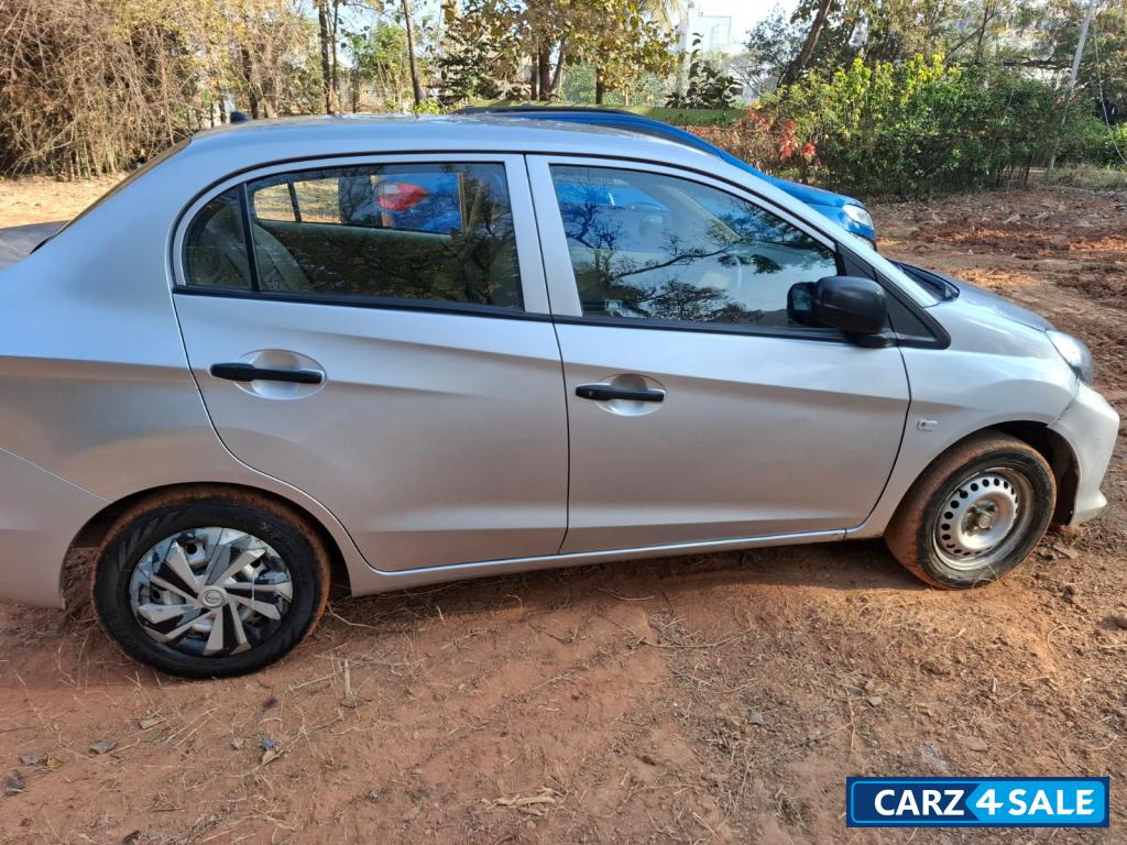 Honda Amaze 1.2 EMT IV-TECH