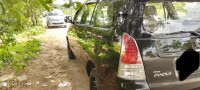 Toyota Innova 2.4G5