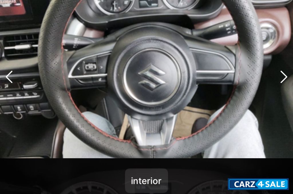 White Maruti Suzuki Grand Vitara Sigma