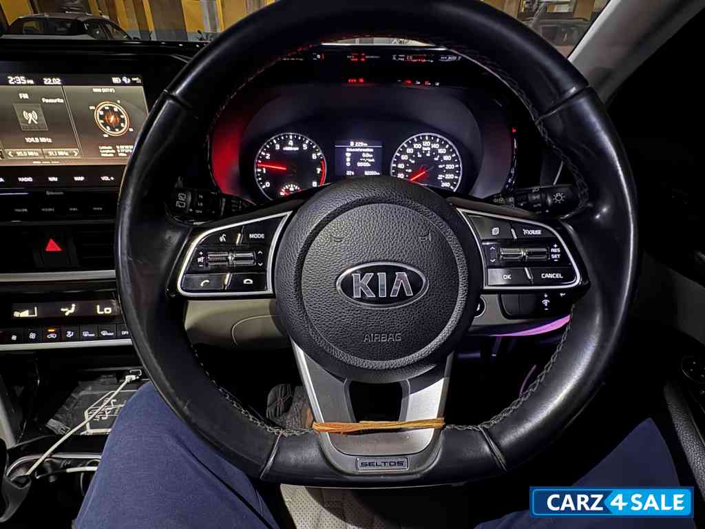 Kia Seltos HTX MT PETROL