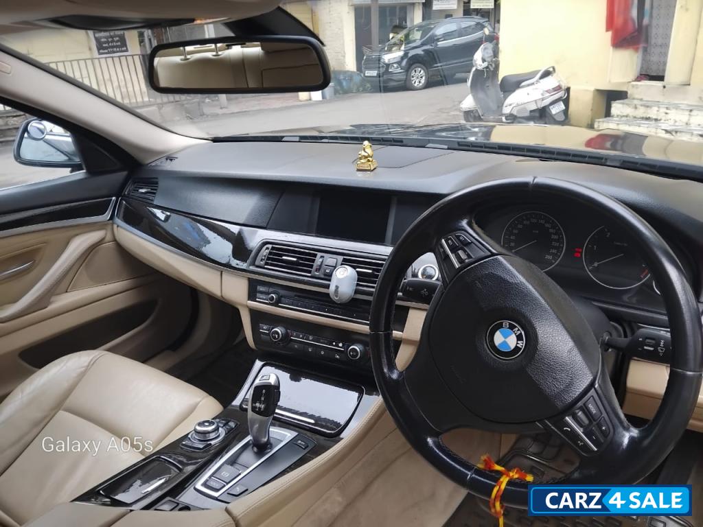 BMW 5-Series 520 d