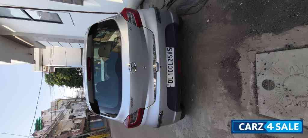 Tata Tiago REVTRON XT