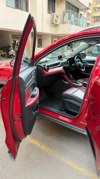 Red MG Astor 220 Turbo 6AT Savvy Red