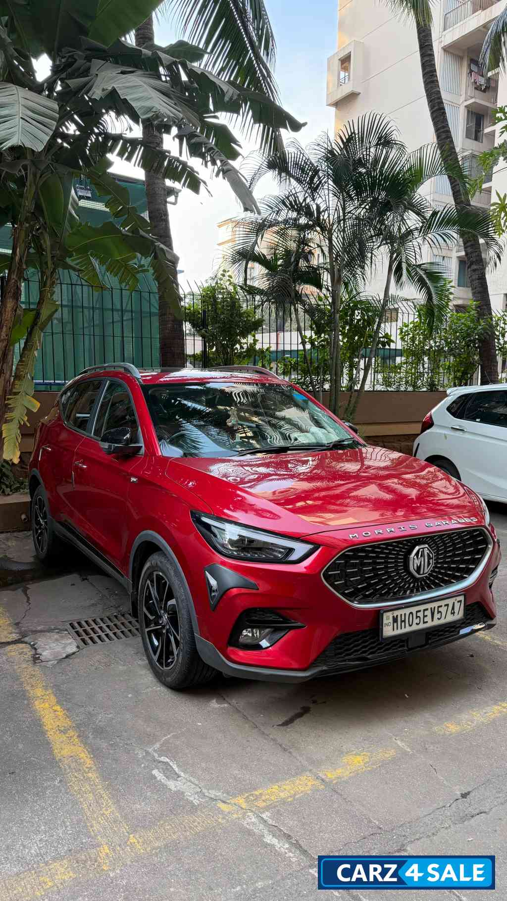 Red MG Astor 220 Turbo 6AT Savvy Red Red MG Astor 220 Turbo 6AT Savvy Red