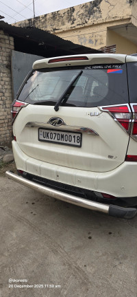 White Mahindra XUV 500 W7
