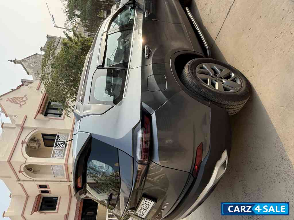 Day Grey Tata Safari XTA plus Day Grey Tata Safari XTA plus