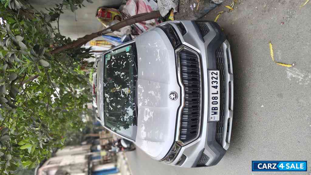 Brilliant Silver Skoda Kushaq Ambition 1.0 TSI Brilliant Silver Skoda Kushaq Ambition 1.0 TSI