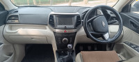 White Mahindra XUV300 W6