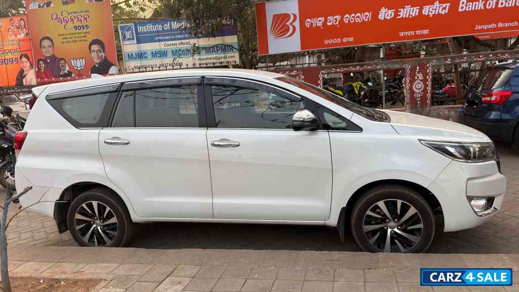 Toyota Innova Innova Crysta ZX 2024 model