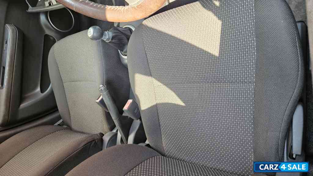 Maruti Suzuki Swift V I