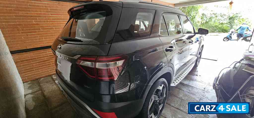 Hyundai Alcazar Signature Diesel Top End Hyundai Alcazar Signature Diesel Top End