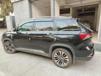 Black MG Hector Plus Select Diesel MT 7 STR