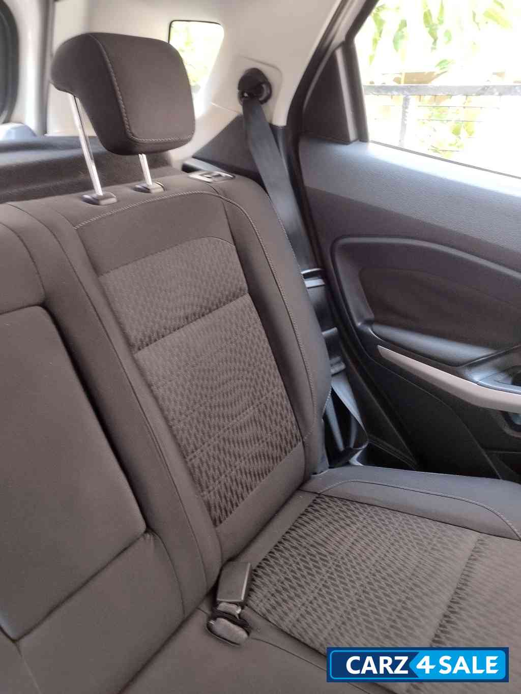 Diamond White Ford Ecosport 1.5L TDCi Titanium