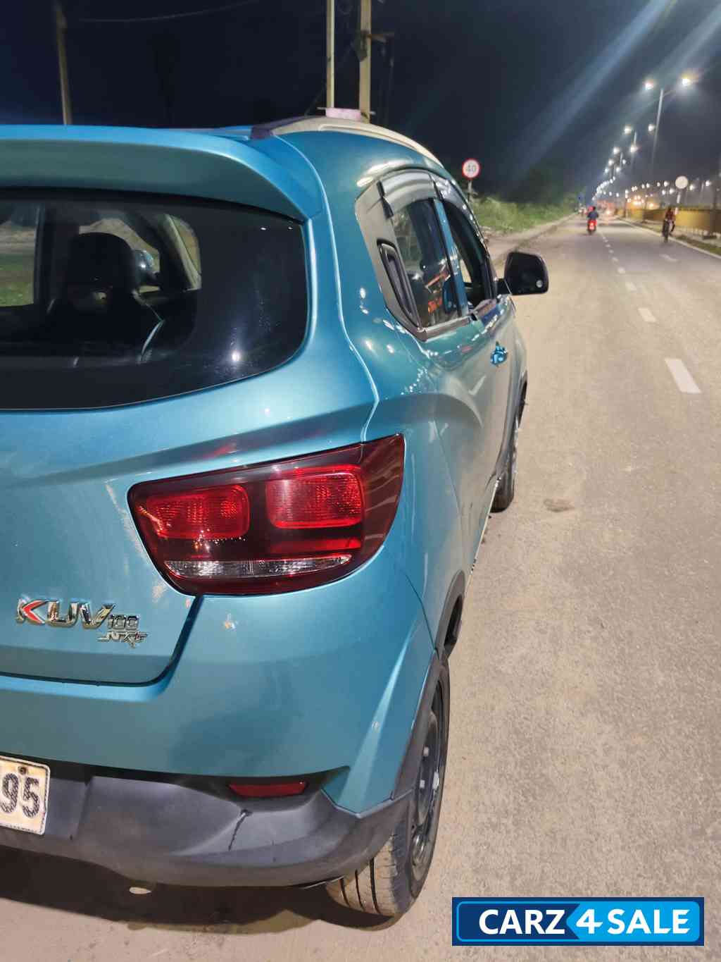 Mahindra KUV100 K4 Diesel