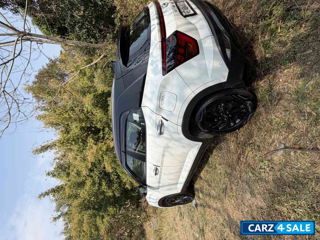 White Hyundai Creta Sx petrol