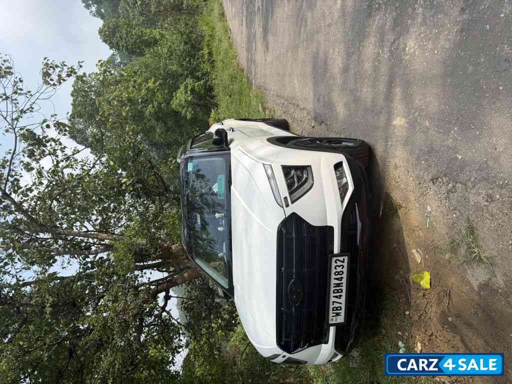 White Hyundai Creta Sx petrol