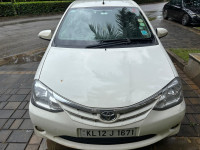 Toyota Etios V petrol 2013 Model