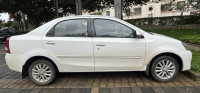 Toyota Etios V petrol