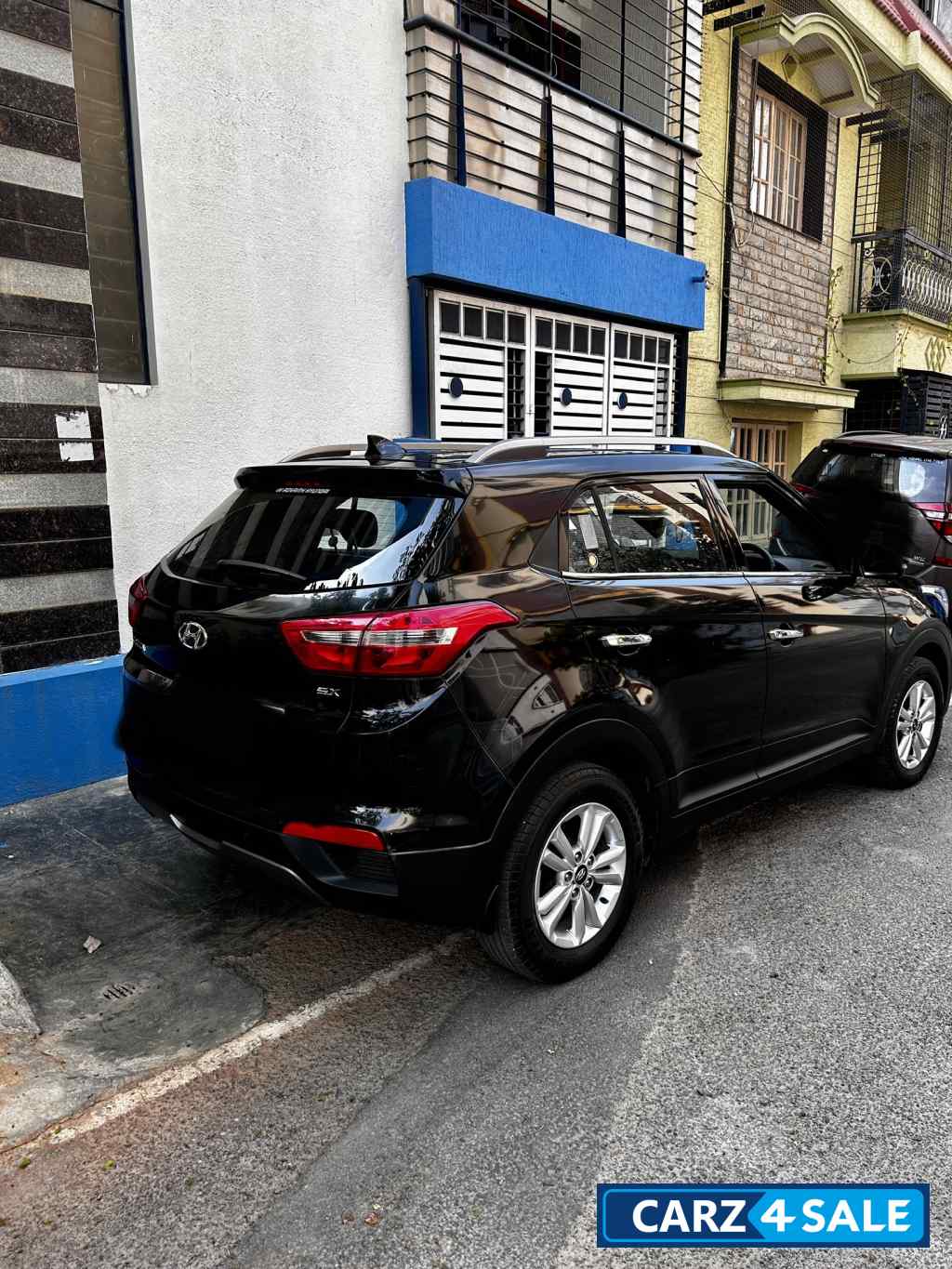 Phantom Black Hyundai Creta SX plus petrol MT