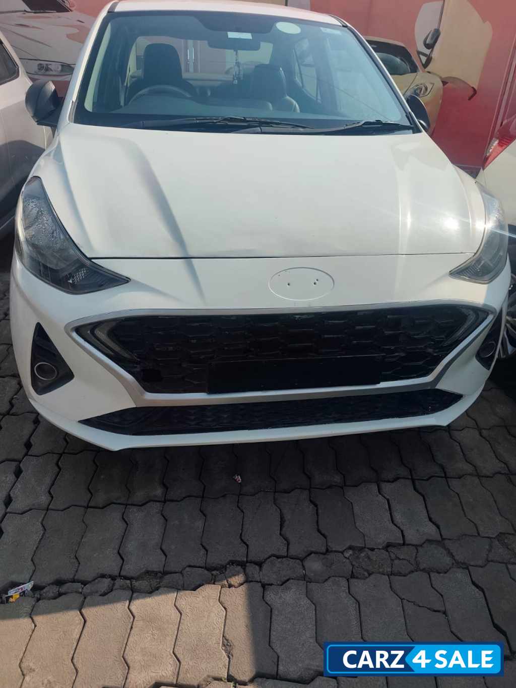 Hyundai Aura 1.2 s CNG