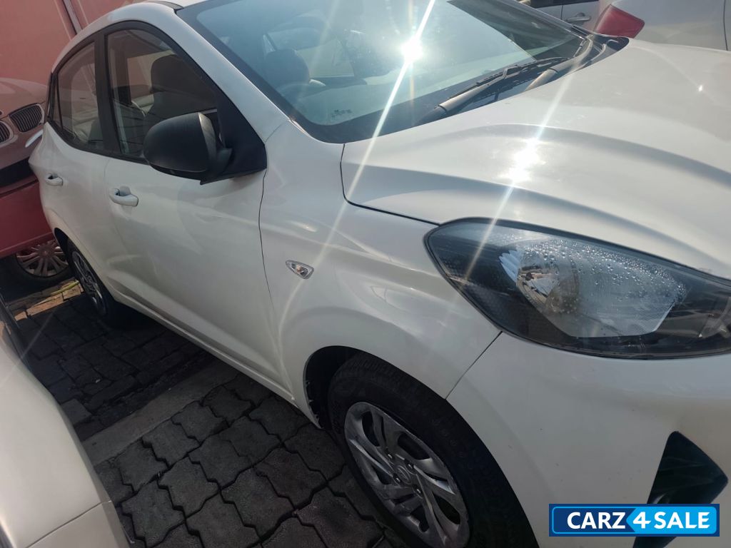 Hyundai Aura 1.2 s CNG