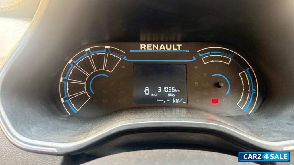 Renault Triber Rxz Petrol