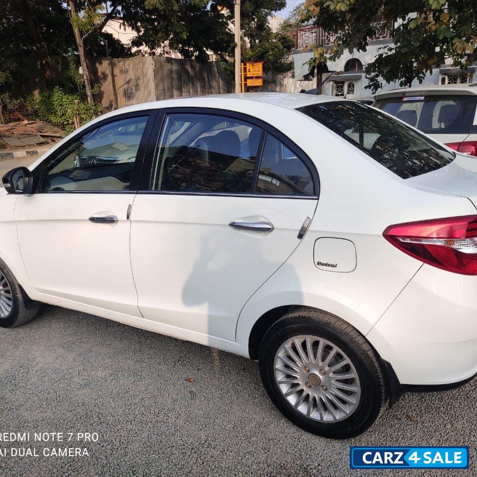 White Tata Zest Xt top end