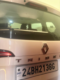 Renault Triber RXL