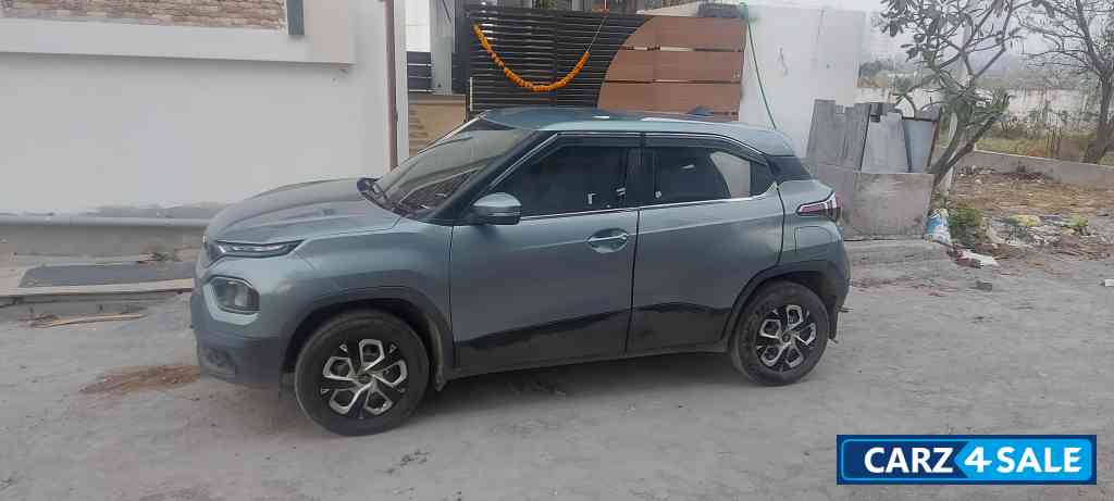 Tata Punch Accomplish