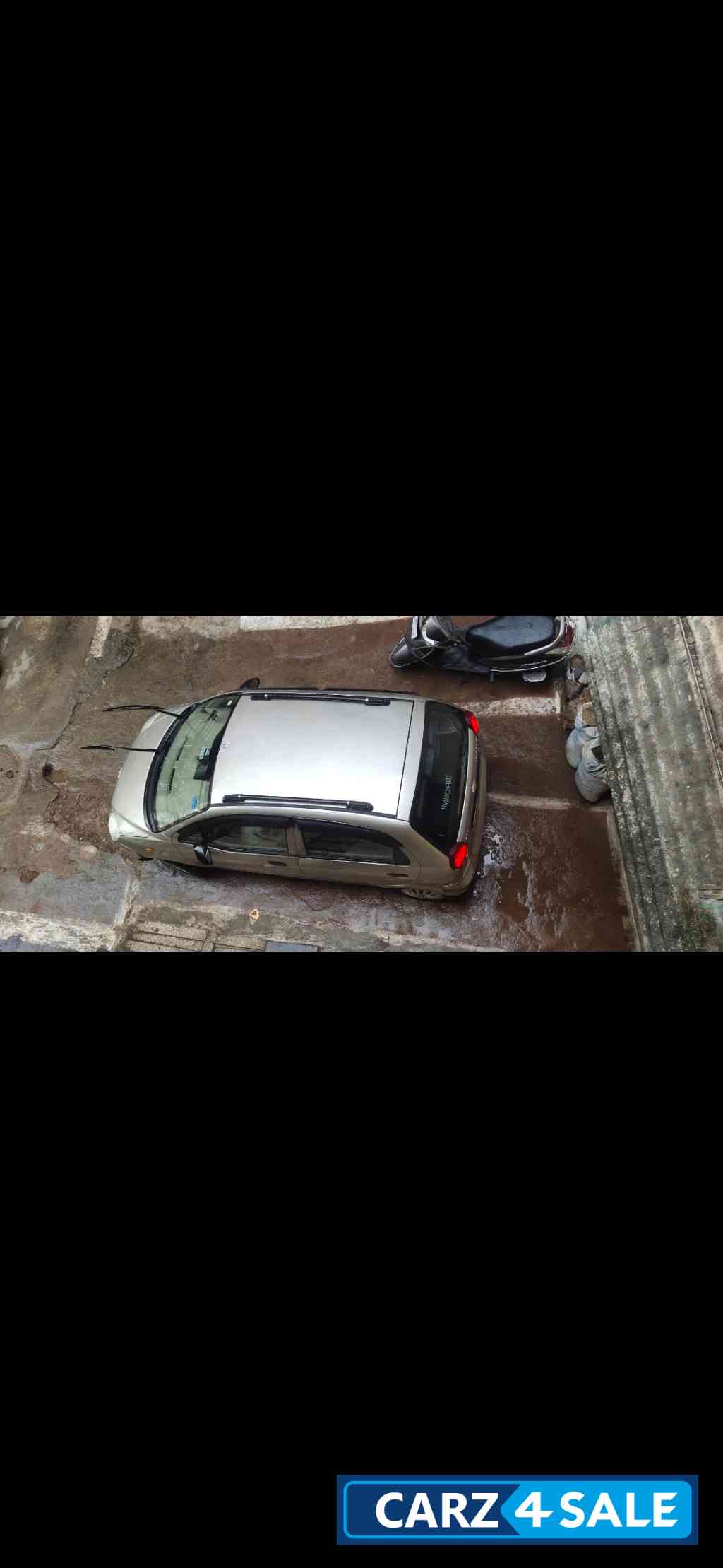 Golden Chevrolet Spark LS1.0