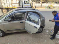 Golden Chevrolet Spark LS1.0