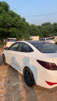 Hyundai Fluidic Verna 4S 1.6 vvt 2016 Model