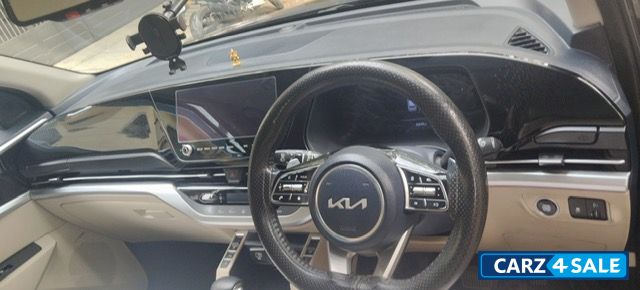 Kia Carens Luxury Plus 7