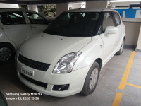 White Maruti Suzuki Swift V